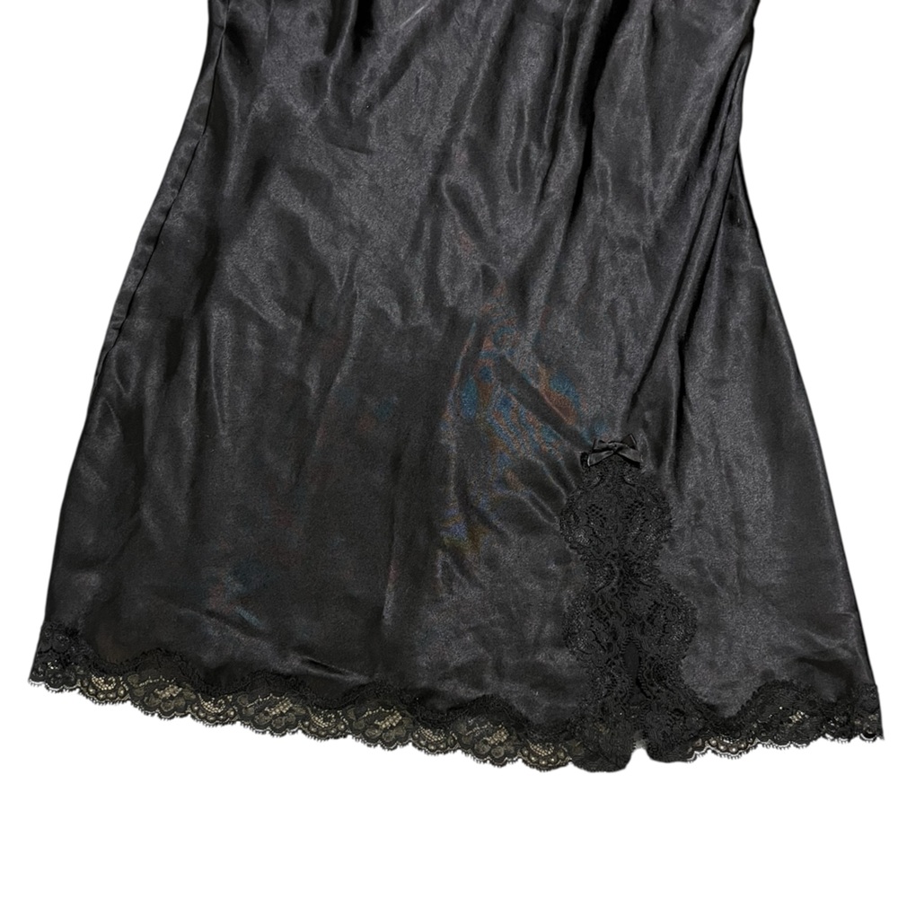 Victoria’s Secret black satin chemise or mini slip dress with lace trim Y2K - Picture 8 of 10